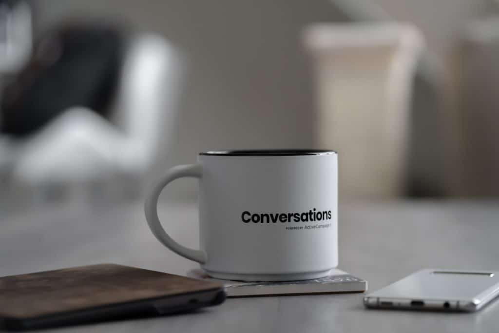 Tasse mit Aufdruck Conversations